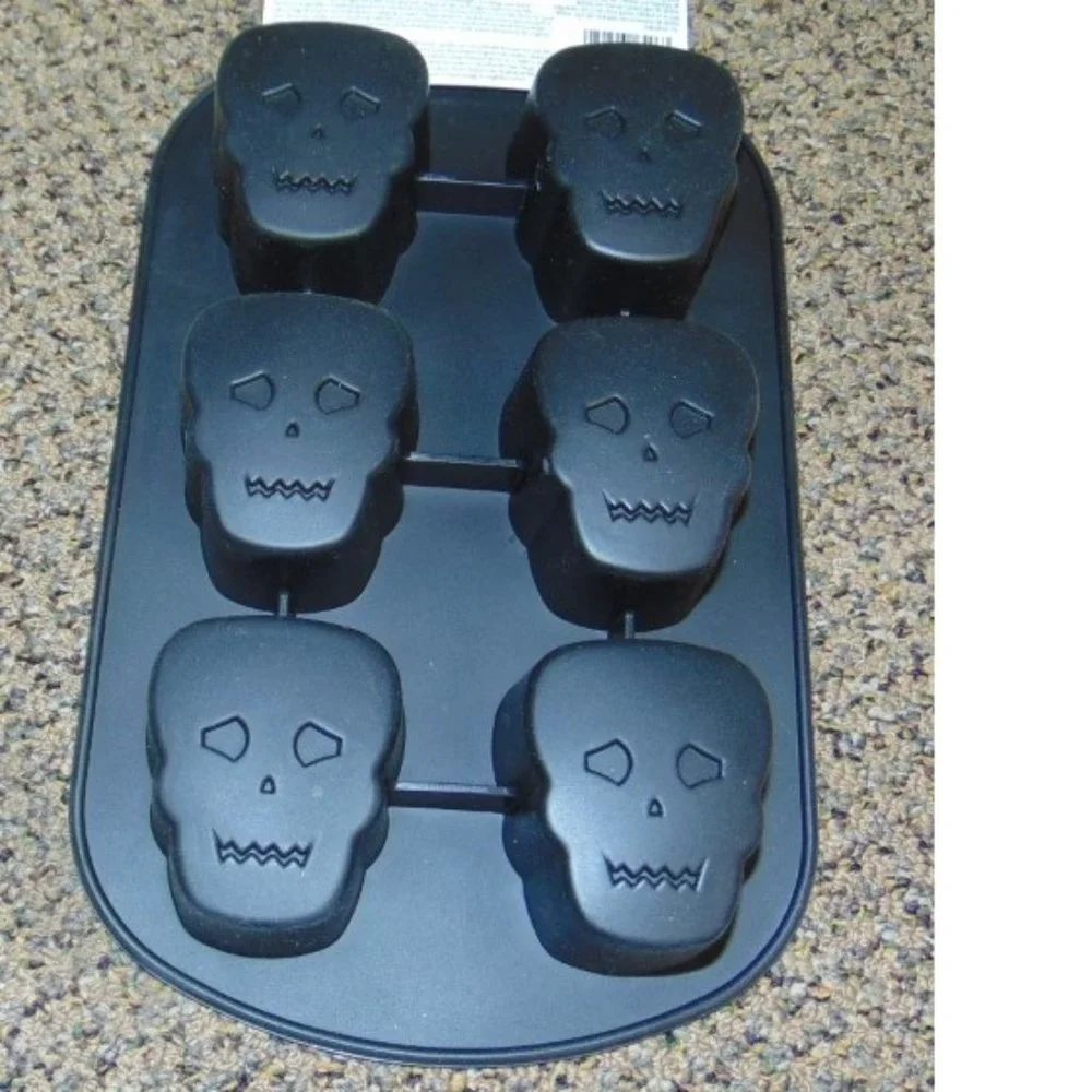 Skull Silicone Cake Mold Wilton Black Skeleton Bakeware 6 Halloween Treats